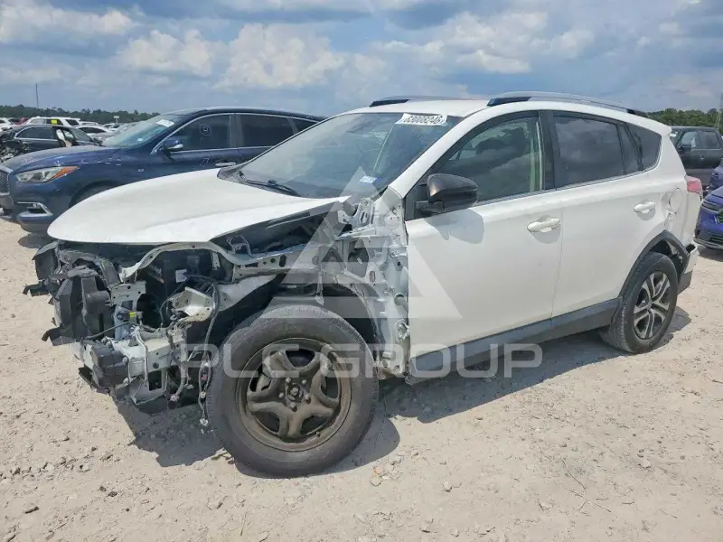 2017 Toyota RAV4 фото