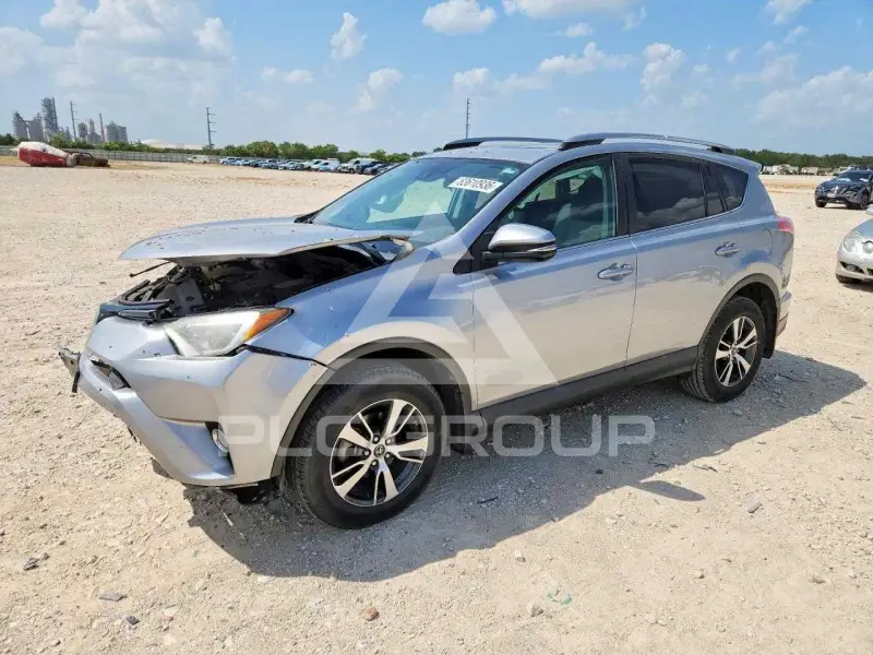 2017 Toyota RAV4 photo