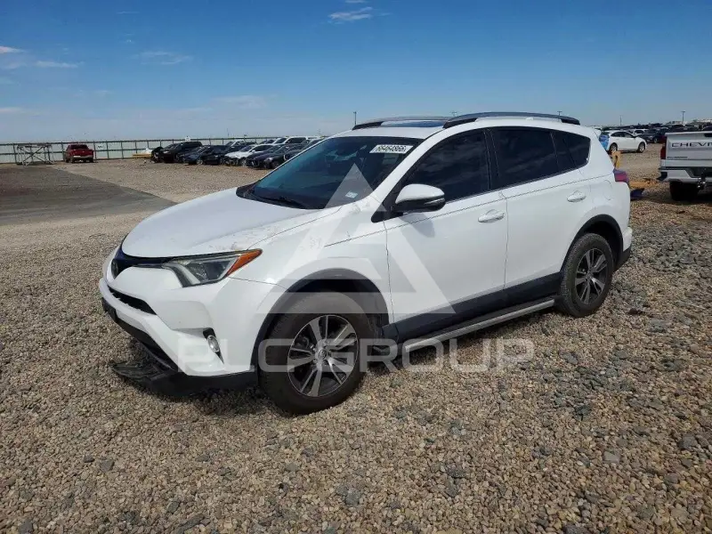 2017 Toyota RAV4 photo
