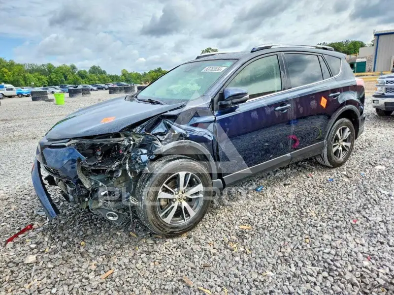 2017 Toyota RAV4 photo