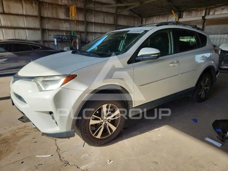 2017 Toyota RAV4 photo