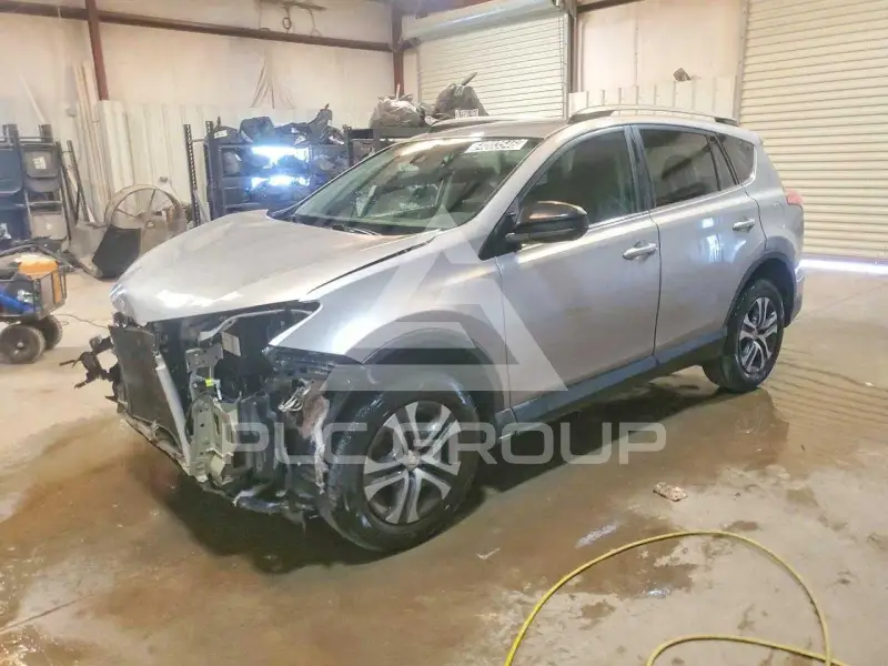 2017 Toyota RAV4 фото