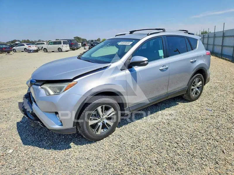 2017 Toyota RAV4 фото
