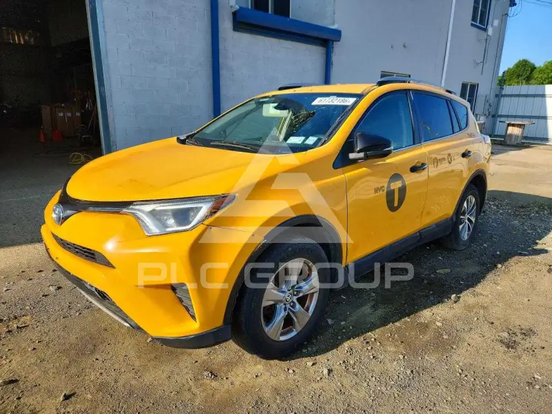 2017 Toyota RAV4 фото