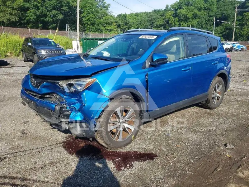 2017 Toyota RAV4 фото
