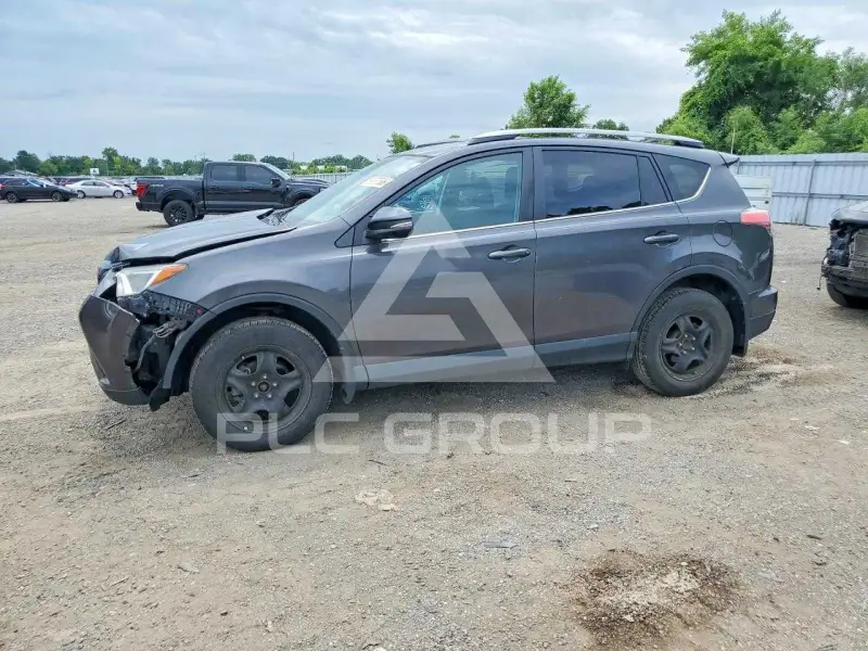 2017 Toyota RAV4 фото