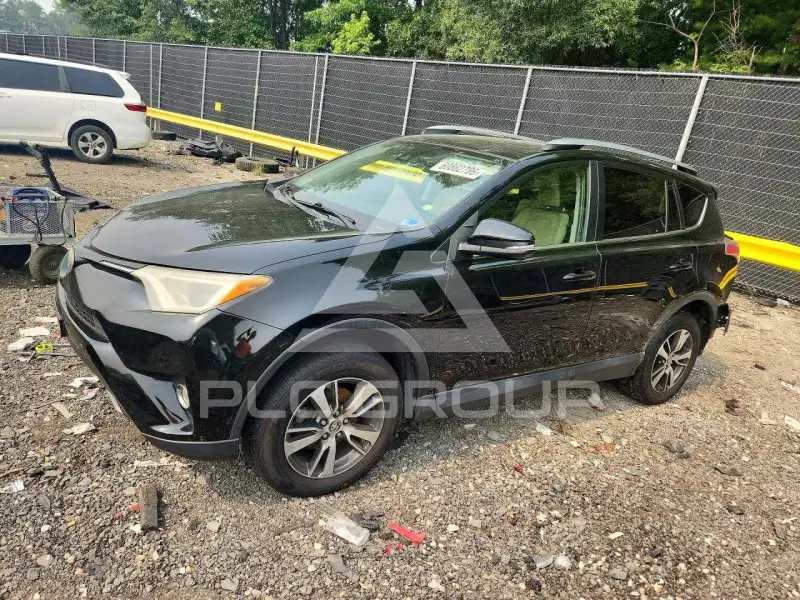 2017 Toyota RAV4 фото