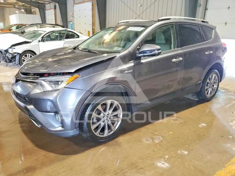 2017 Toyota RAV4 photo