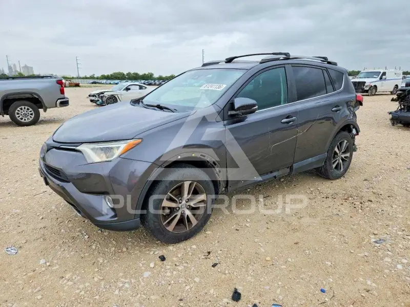 2017 Toyota RAV4 фото