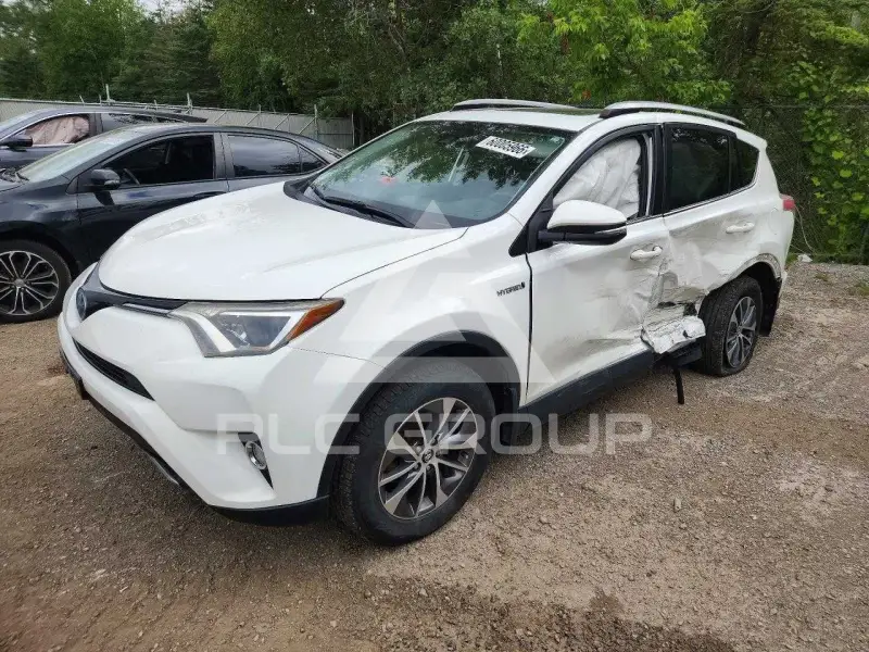 2017 Toyota RAV4 photo