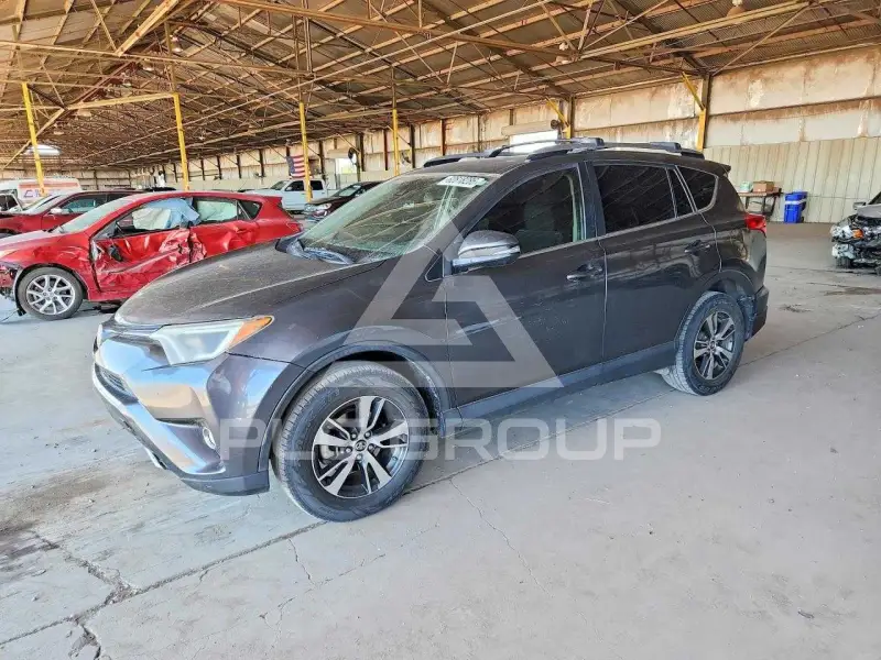 2017 Toyota RAV4 photo