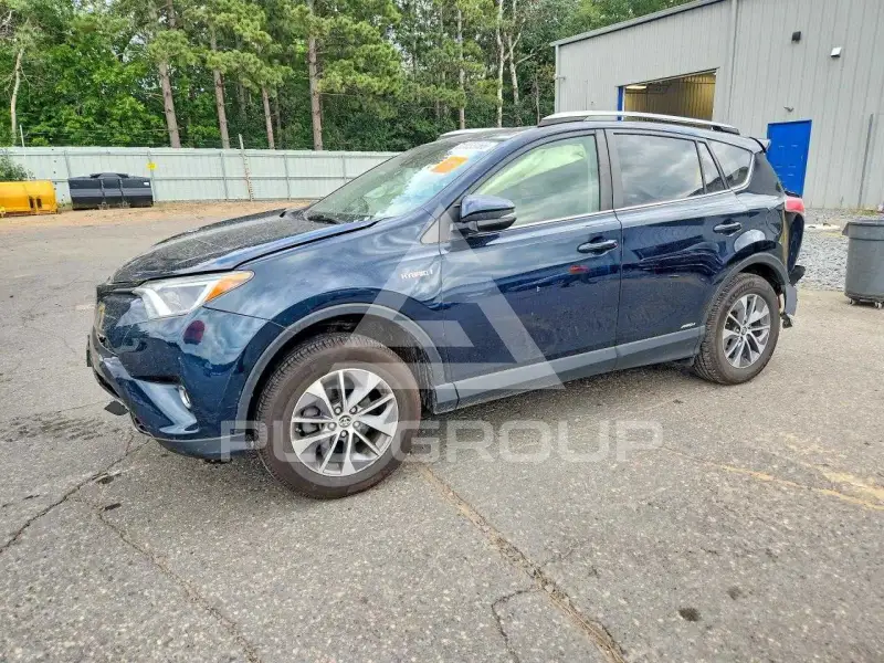 2017 Toyota RAV4 photo
