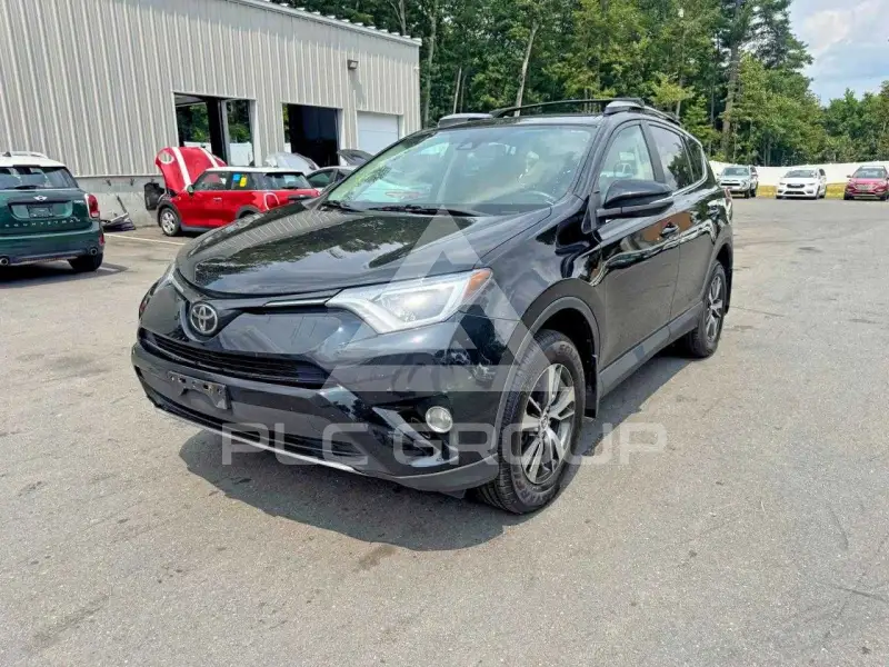 2017 Toyota RAV4 фото