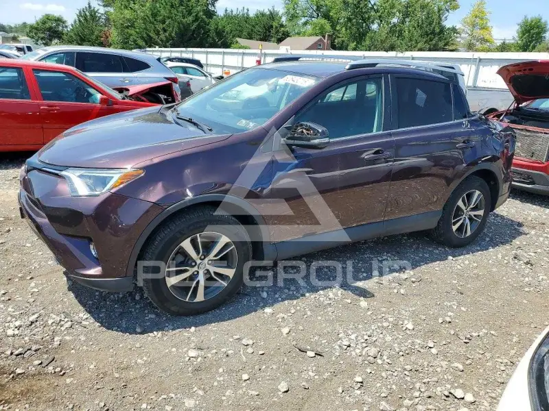 2017 Toyota RAV4 фото
