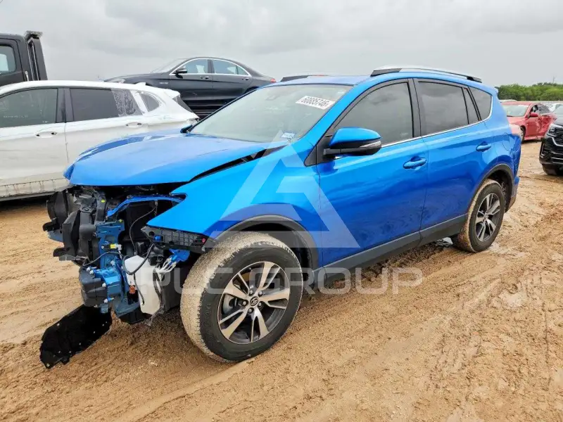 2017 Toyota RAV4 фото