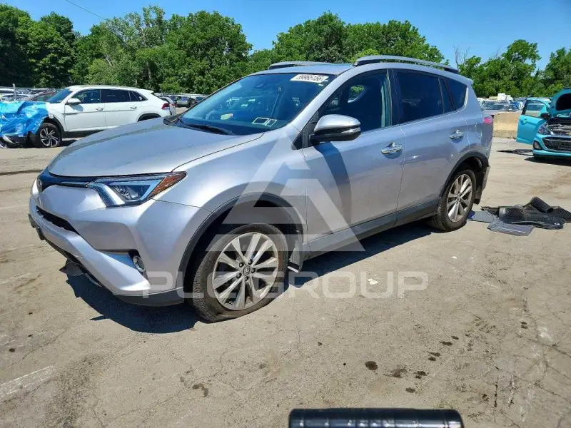 2017 Toyota RAV4 фото