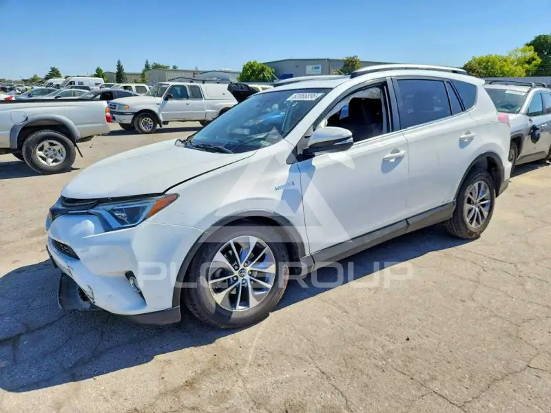 2017 Toyota RAV4 фото