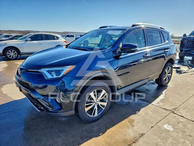 2017 Toyota RAV4 photo