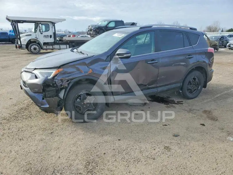 2017 Toyota RAV4 фото