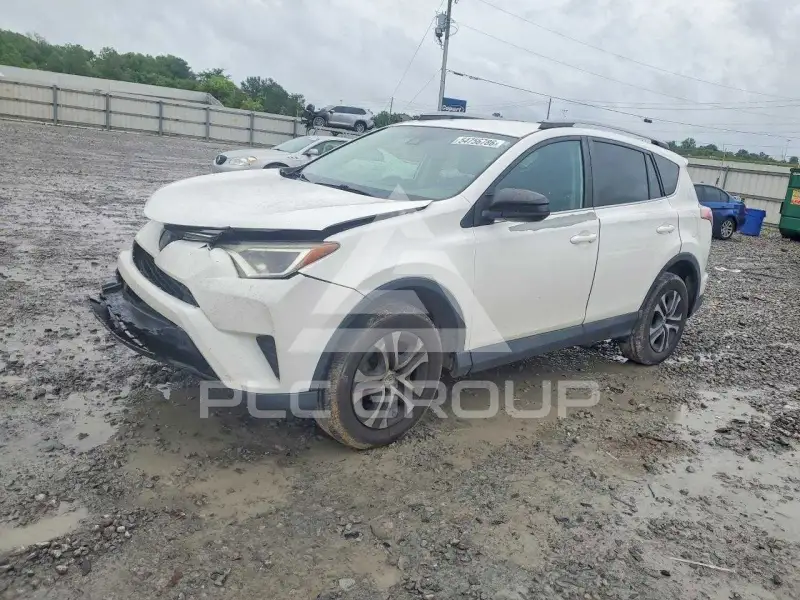 2017 Toyota RAV4 photo
