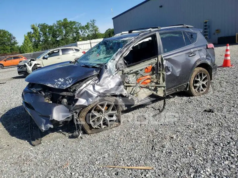 2017 Toyota RAV4 фото