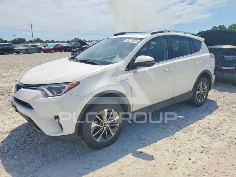 2017 Toyota RAV4 фото