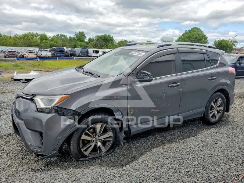 2017 Toyota RAV4 photo