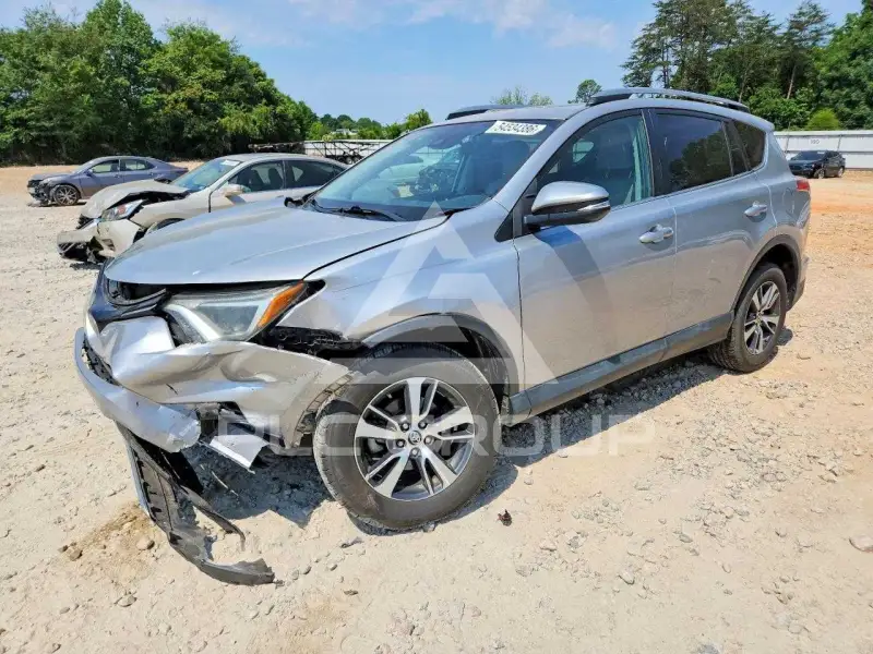 2017 Toyota RAV4 фото