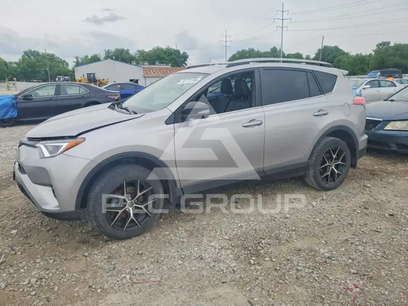 2017 Toyota RAV4 фото