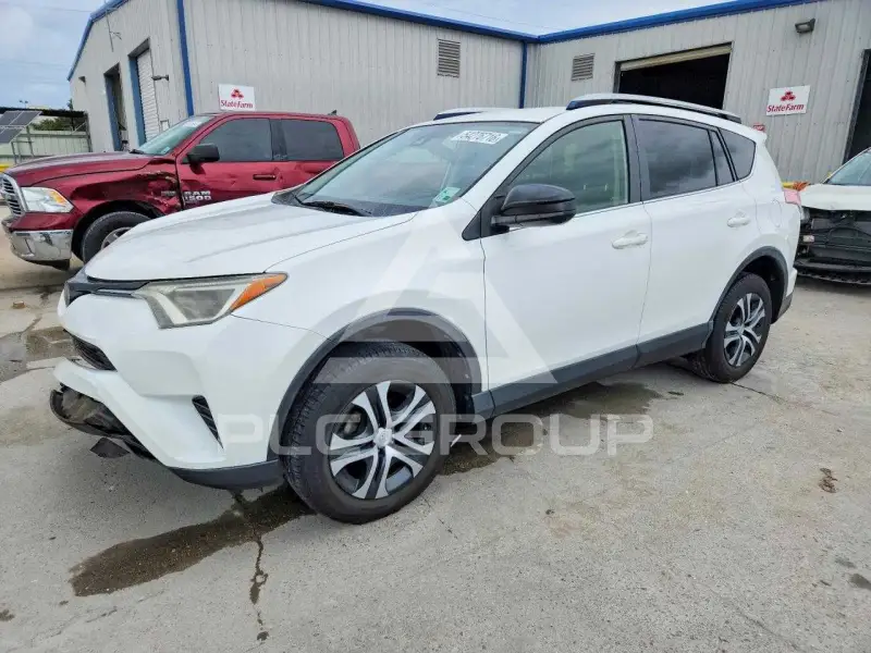 2017 Toyota RAV4 photo