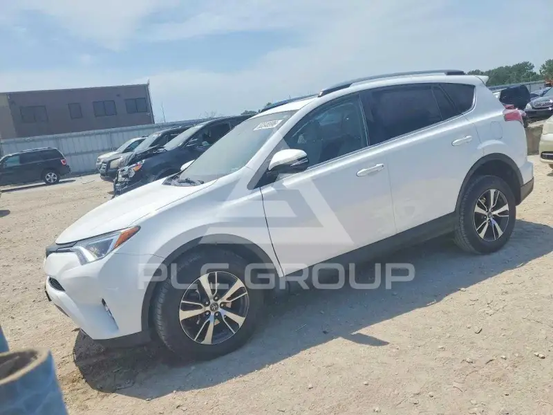 2017 Toyota RAV4 photo