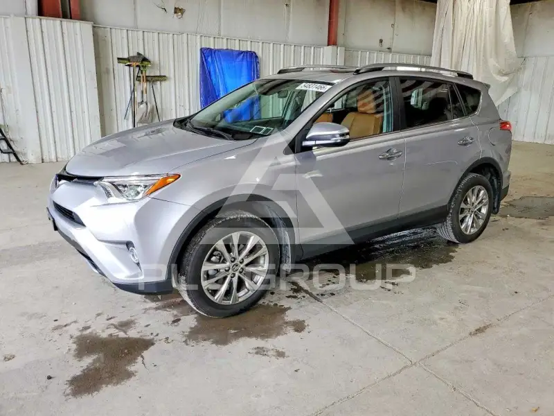 2017 Toyota RAV4 фото