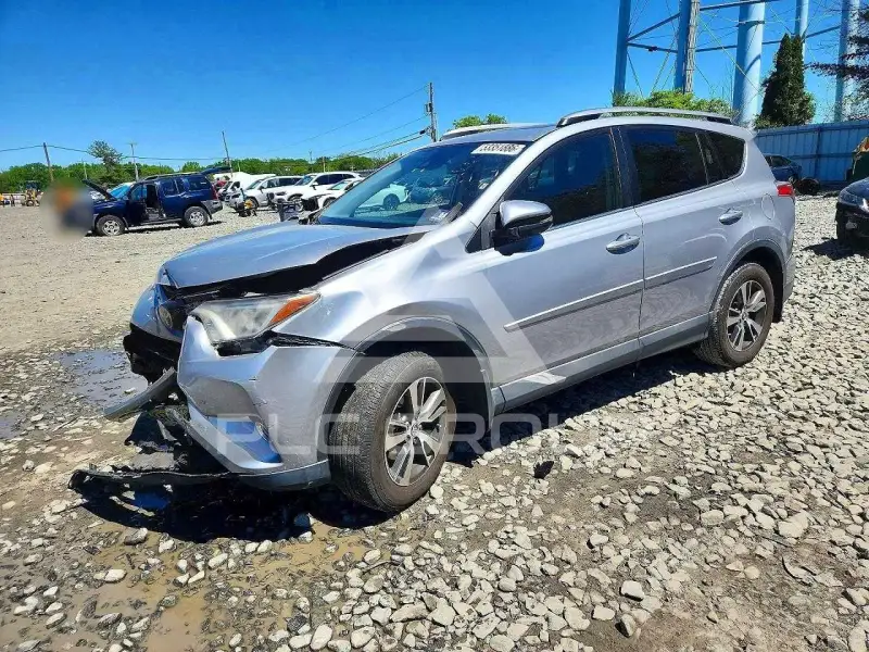 2017 Toyota RAV4 фото