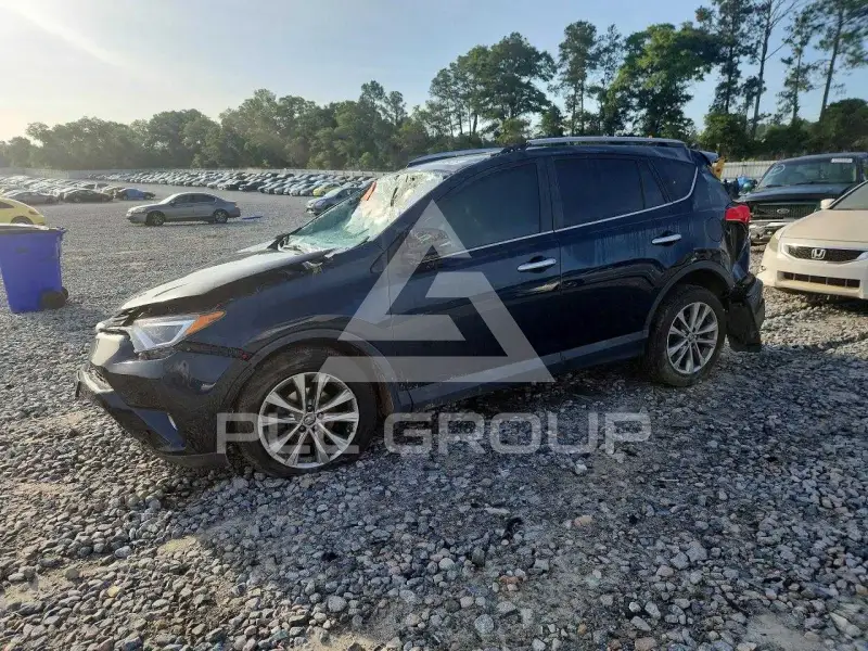 2017 Toyota RAV4 фото