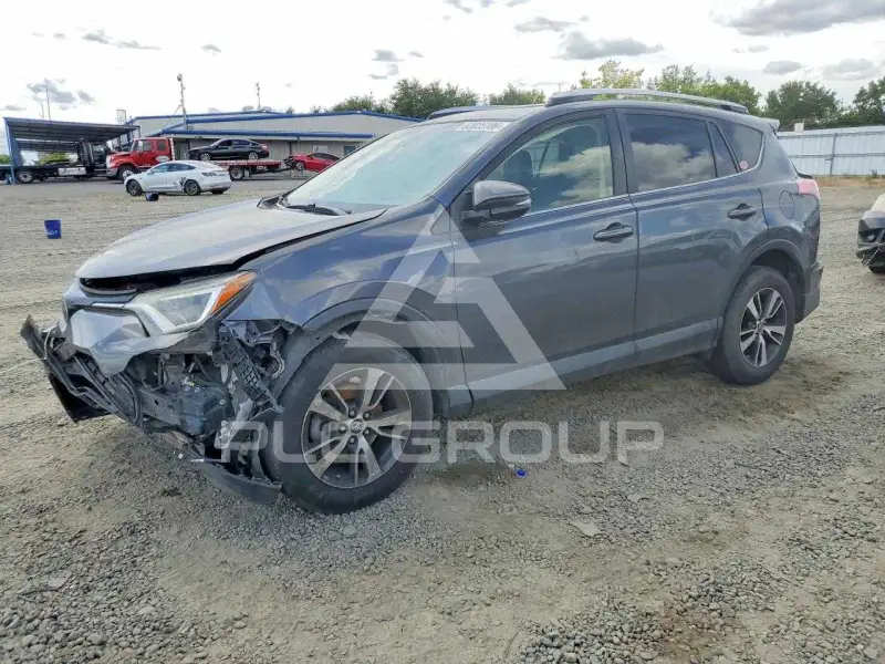 2017 Toyota RAV4 фото