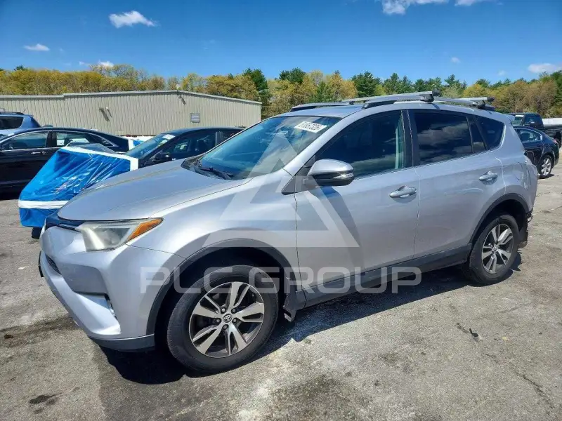 2017 Toyota RAV4 фото