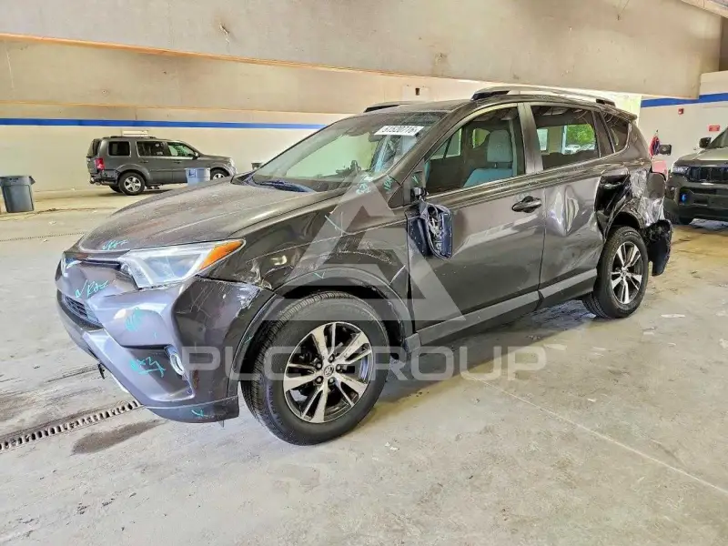 2017 Toyota RAV4 фото