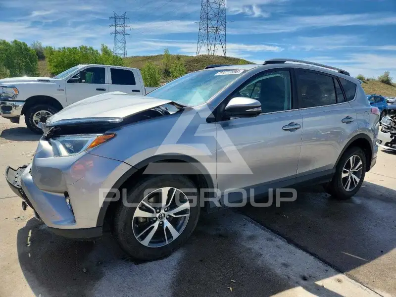 2017 Toyota RAV4 фото