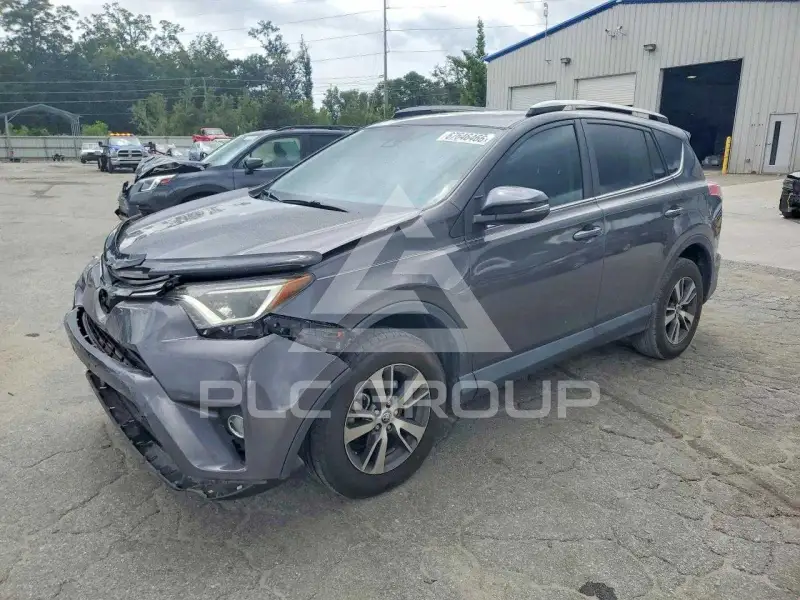 2017 Toyota RAV4 фото