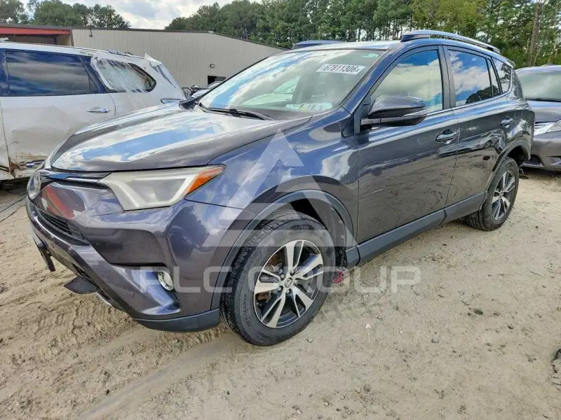 2017 Toyota RAV4 photo