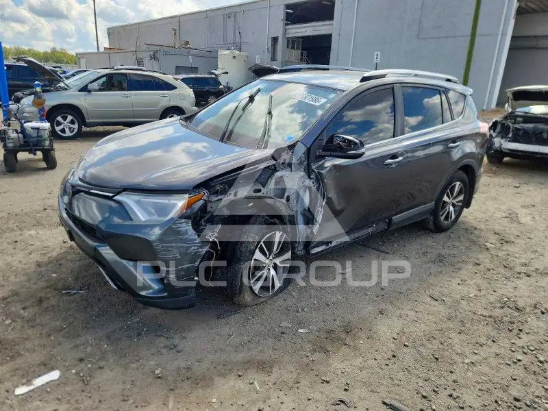 2017 Toyota RAV4 photo