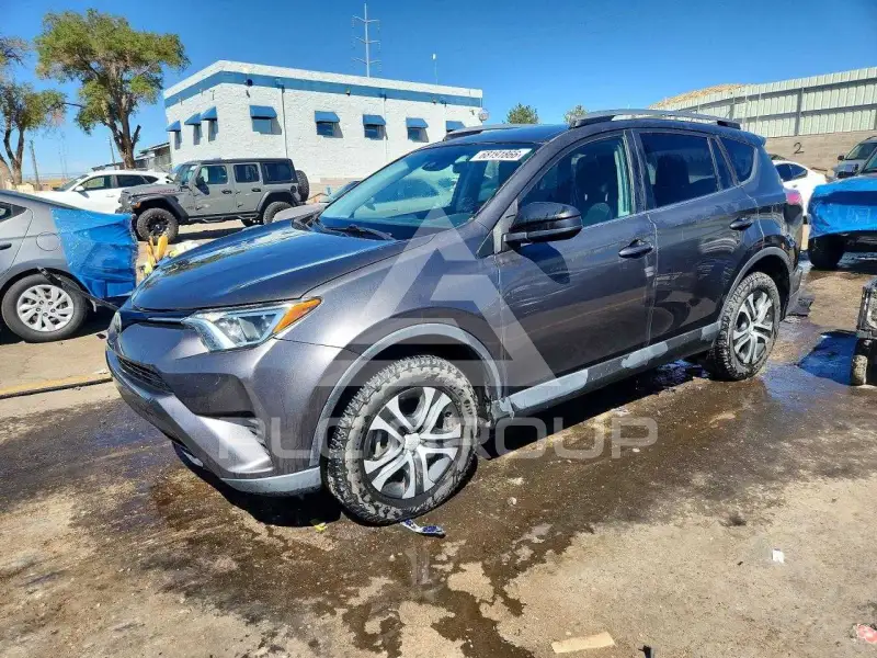 2017 Toyota RAV4 photo