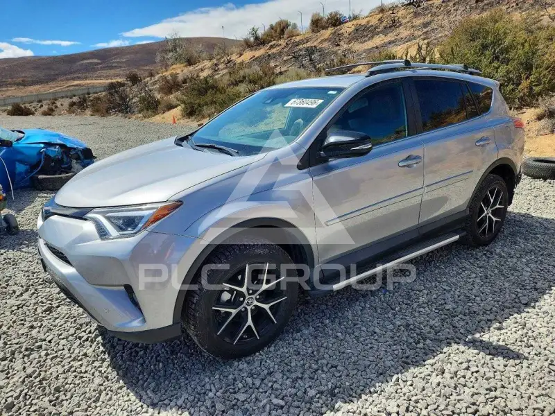 2017 Toyota RAV4 фото
