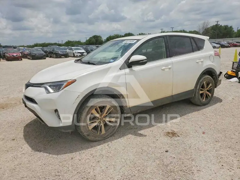 2017 Toyota RAV4 фото