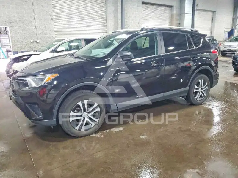 2017 Toyota RAV4 фото