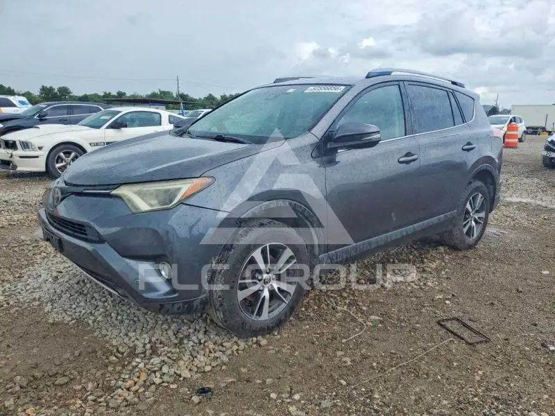 2017 Toyota RAV4 фото