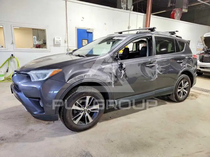 2017 Toyota RAV4 photo
