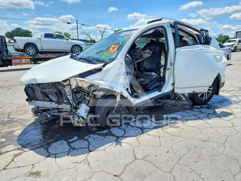 2017 Toyota RAV4 photo