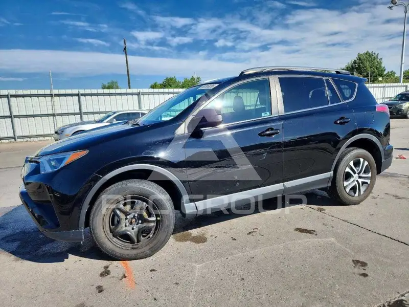 2017 Toyota RAV4 photo