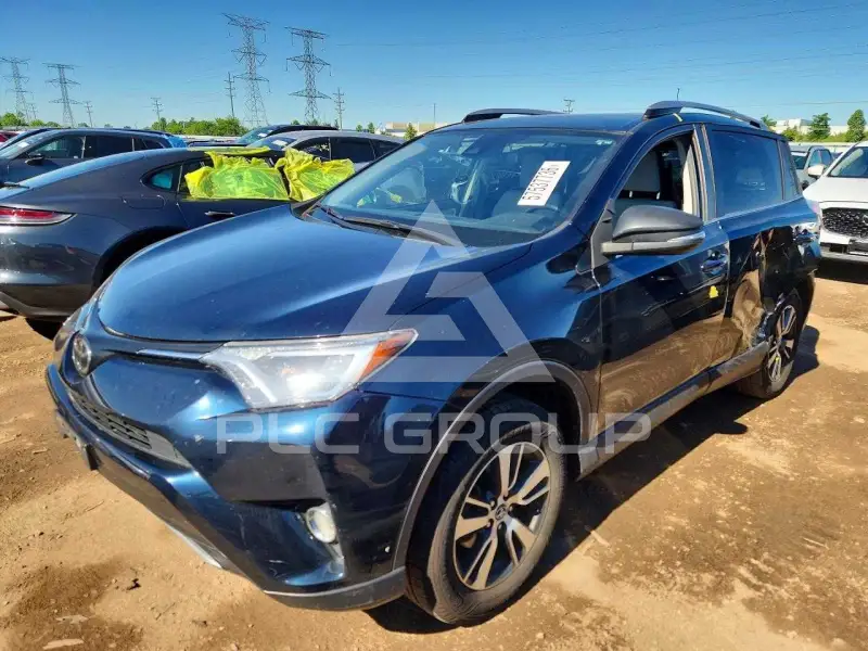 2017 Toyota RAV4 photo